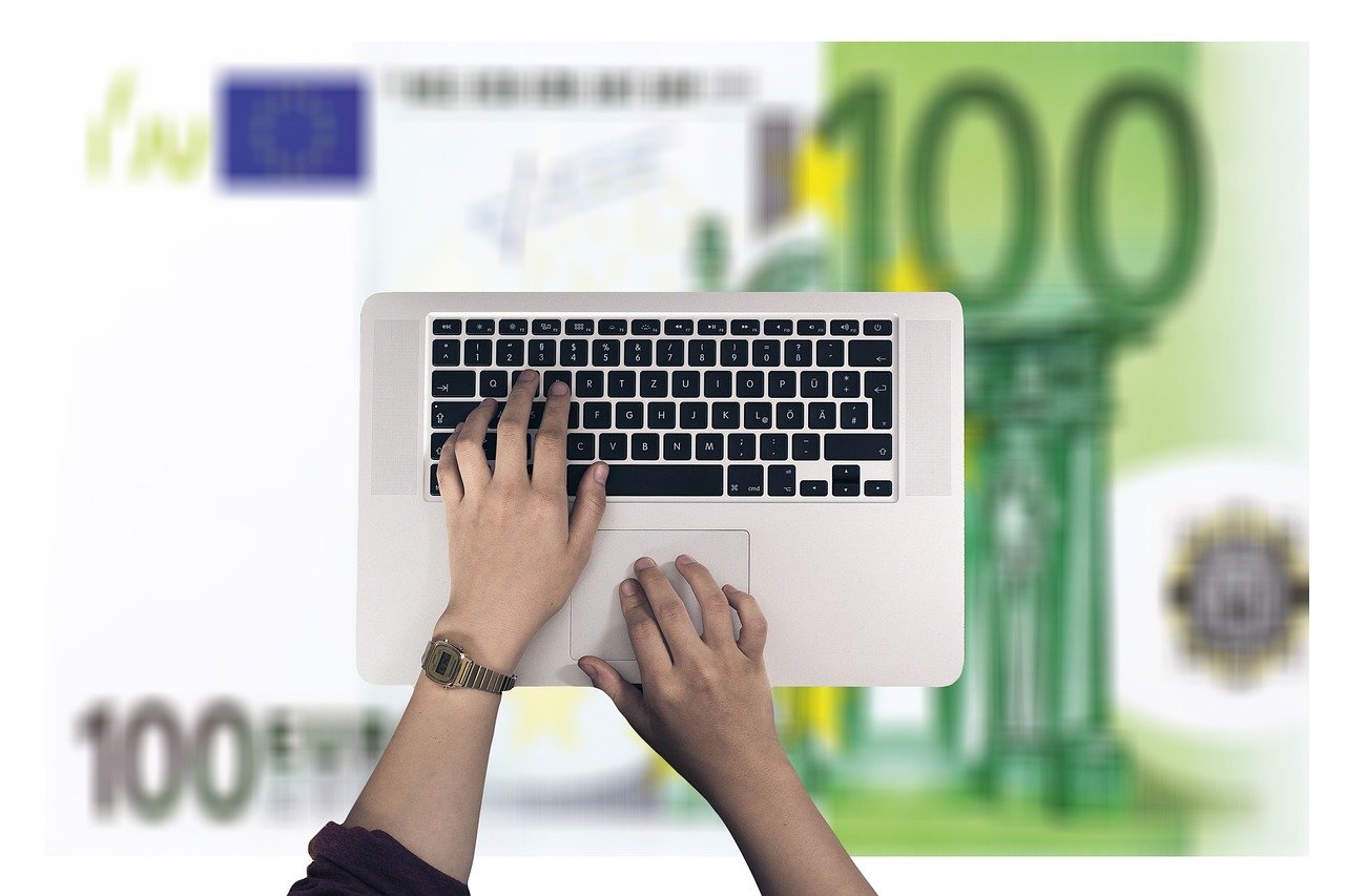 keyboard, hands, write, input, keys, euro, money finance, online, earn, business, laptop, success, profit, selling, to buy, earn, earn, earn, earn, earn, selling, selling